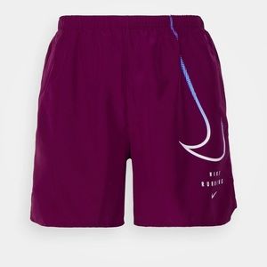 Nike Dri-Fit Run Division Challenger Shorts 5 inch